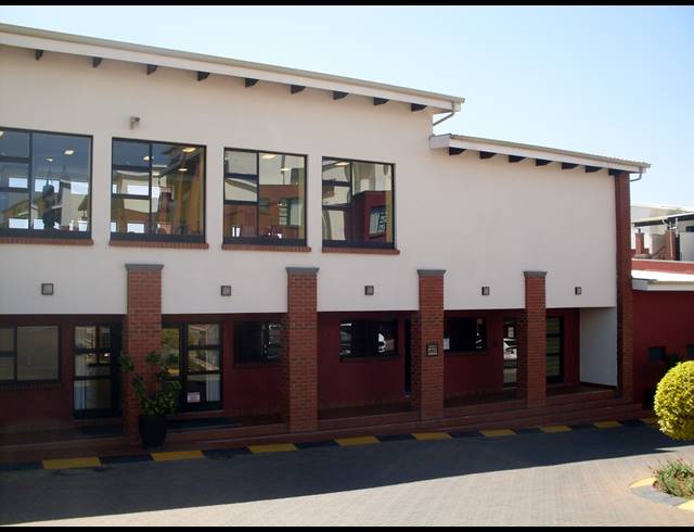2 BEDROOM APARTMENT FOR SALE IN GREENSTONE HILL